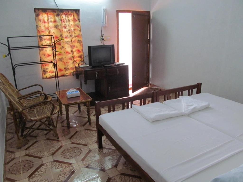 Hotel Heavenly Breeze Varkala Esterno foto
